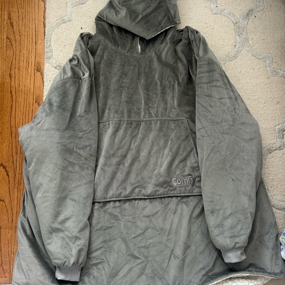 Gray Comfy - image 1